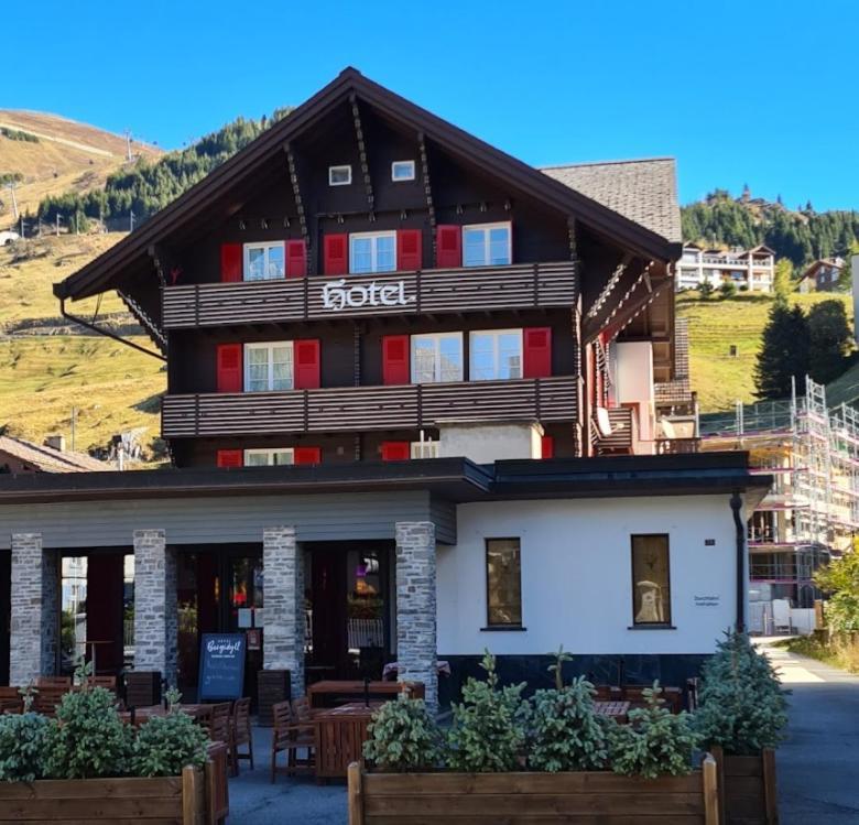 Hotel Bergidyll - Riders Haven Self Check-In Hotel Андермат Екстериор снимка